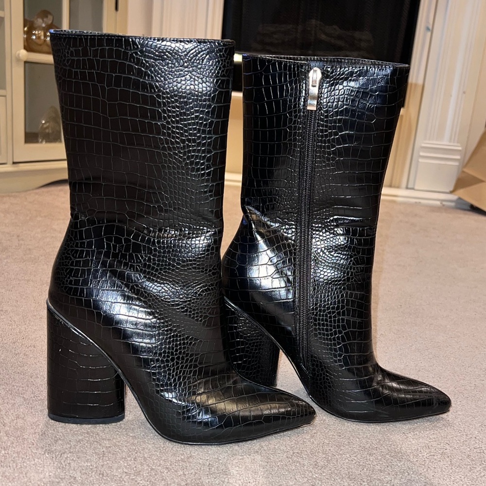 Black Croc Chunky Block Heel Point Toe Boots - image 5